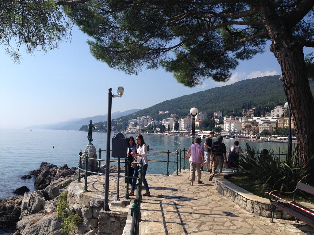 Opatija Central Studio Apartment Zewnętrze zdjęcie